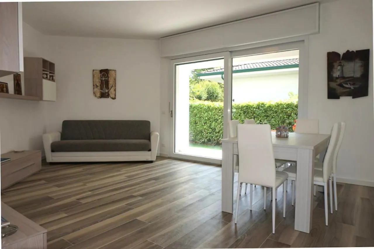 Modern Villa In Porto Santa Margherita